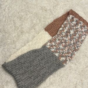 Lauren Conrad infinity scarf